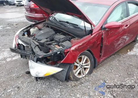 2013 Hyundai Sonata Gls z USA, uszkodzony, nr VIN 5NPEB4AC7DH609918